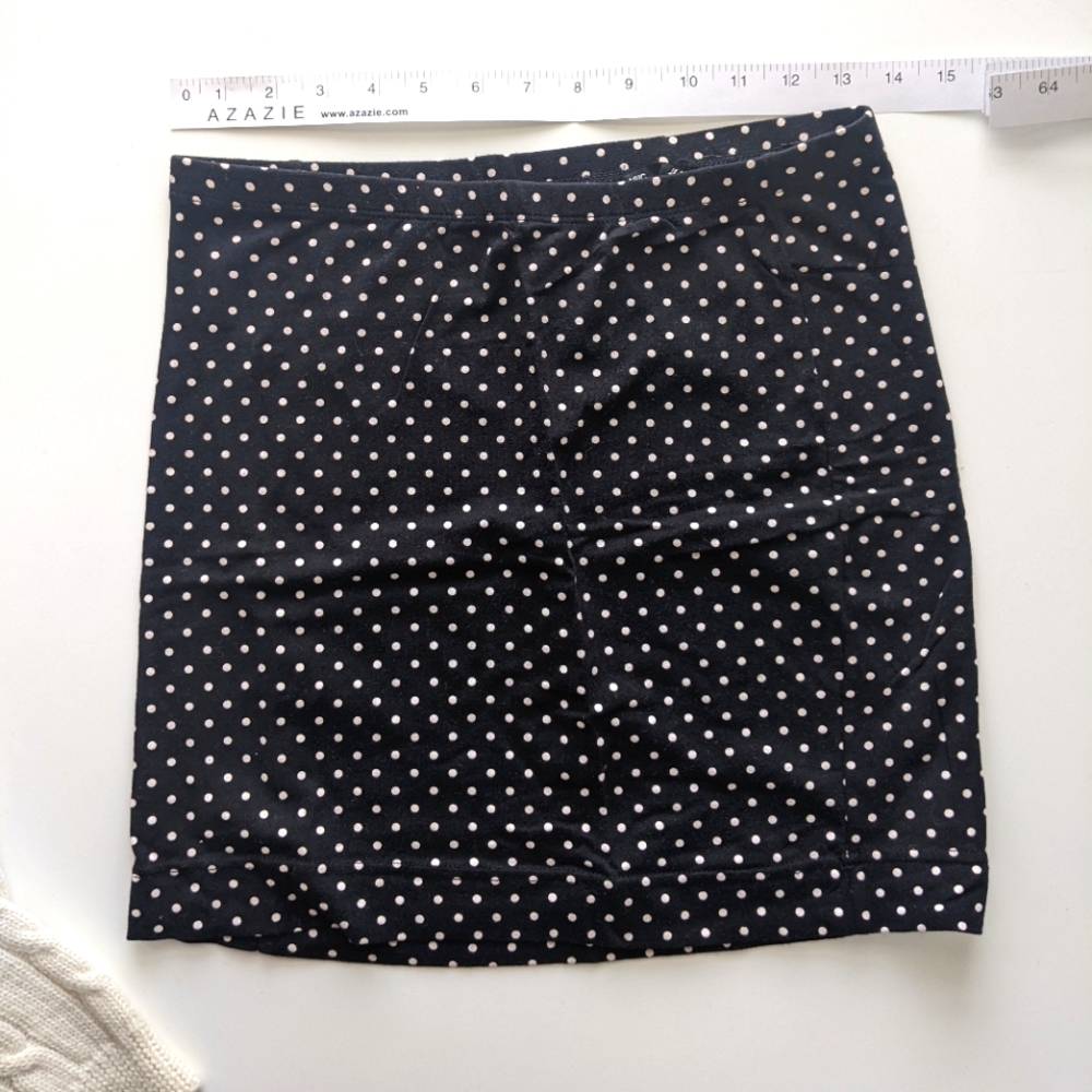 $15/3 H&M black and white polka dot miniskirt